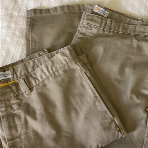 Uniform Bundle - Picture 8 of 13